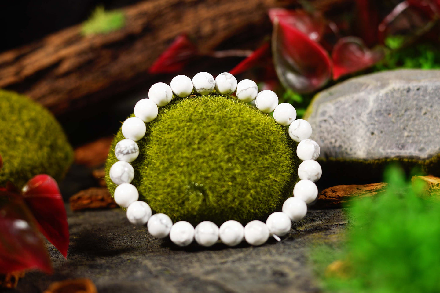 Howlite Bracelet (8mm)